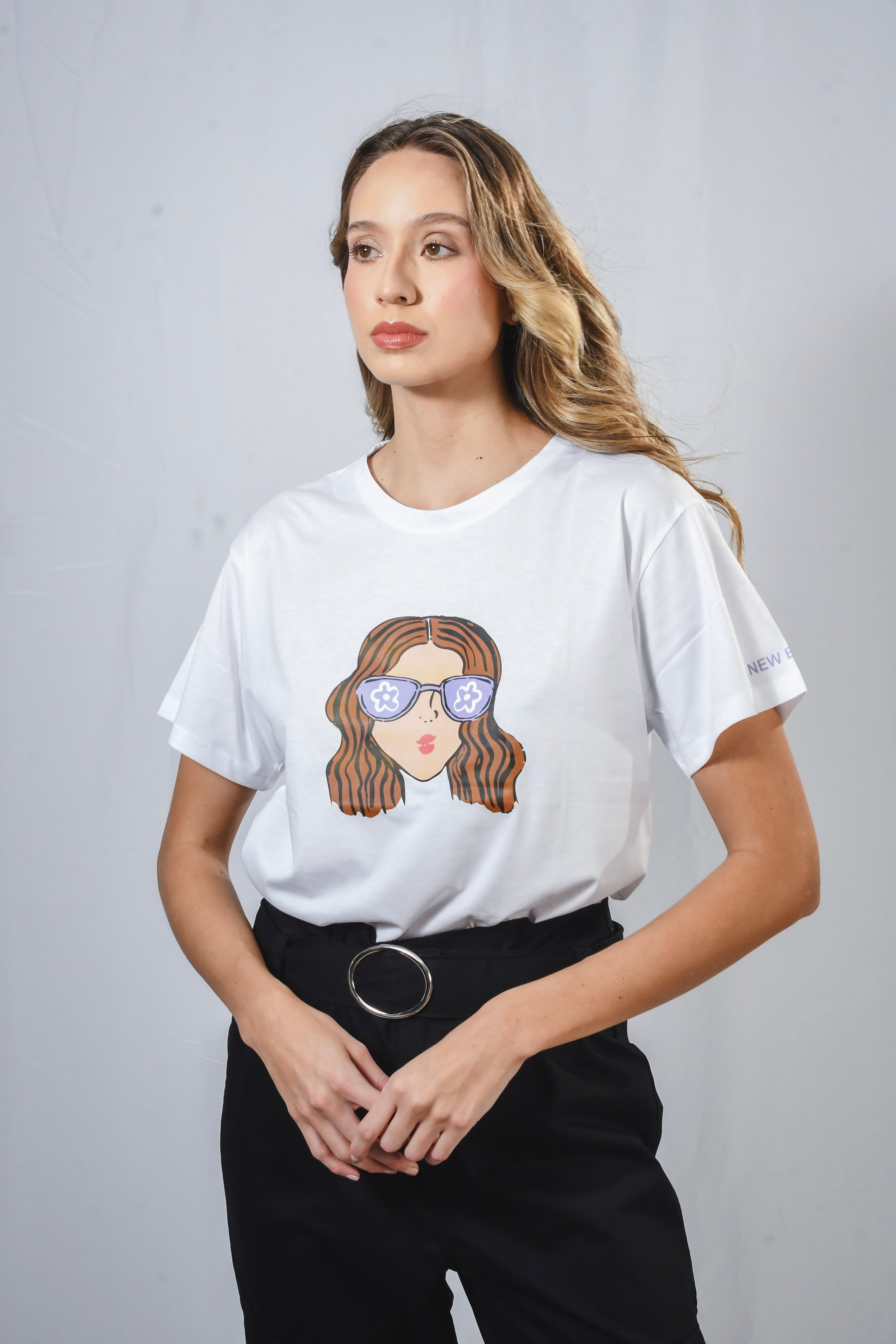 Camiseta Bloom - Chica Uva