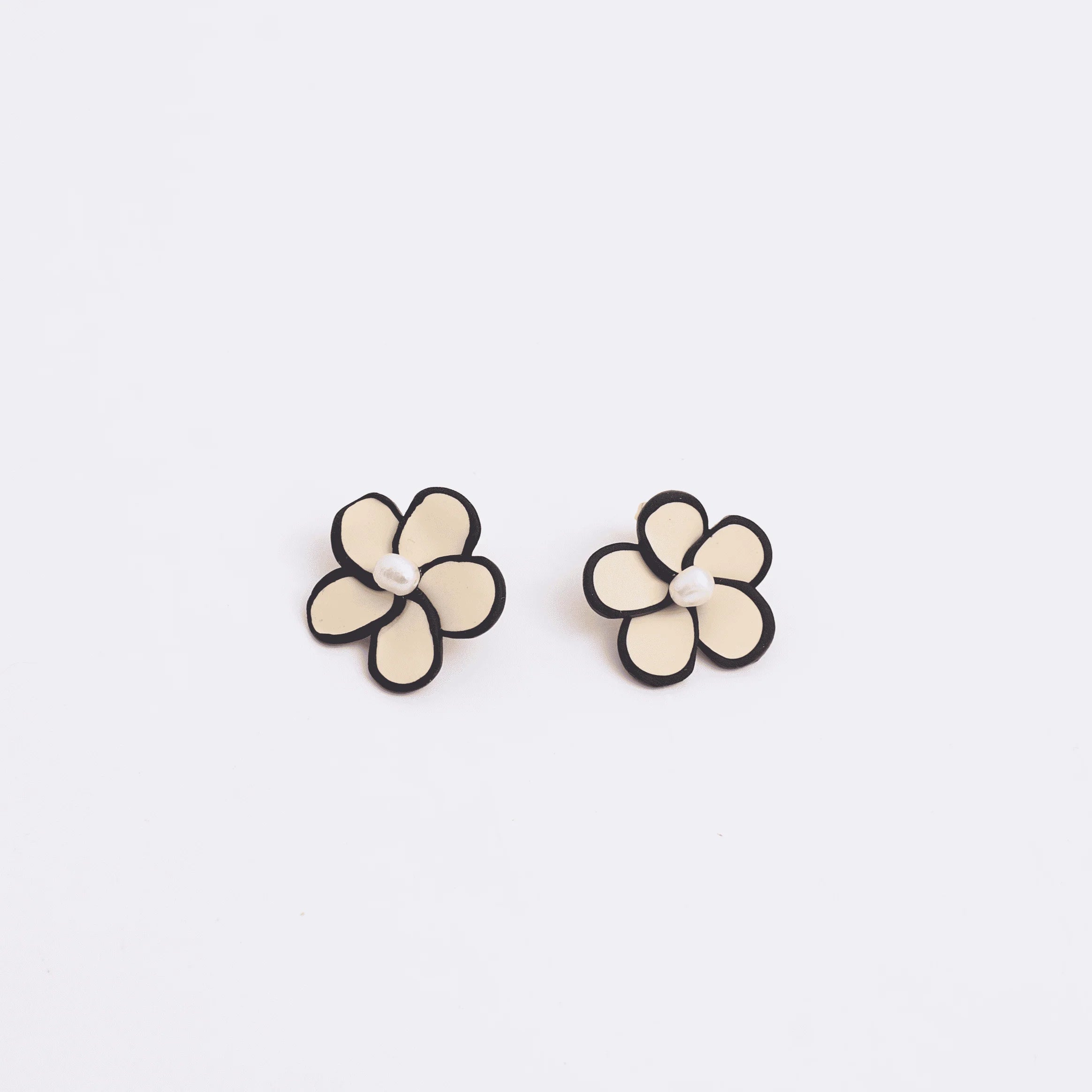 Lucié Bicolor earrings
