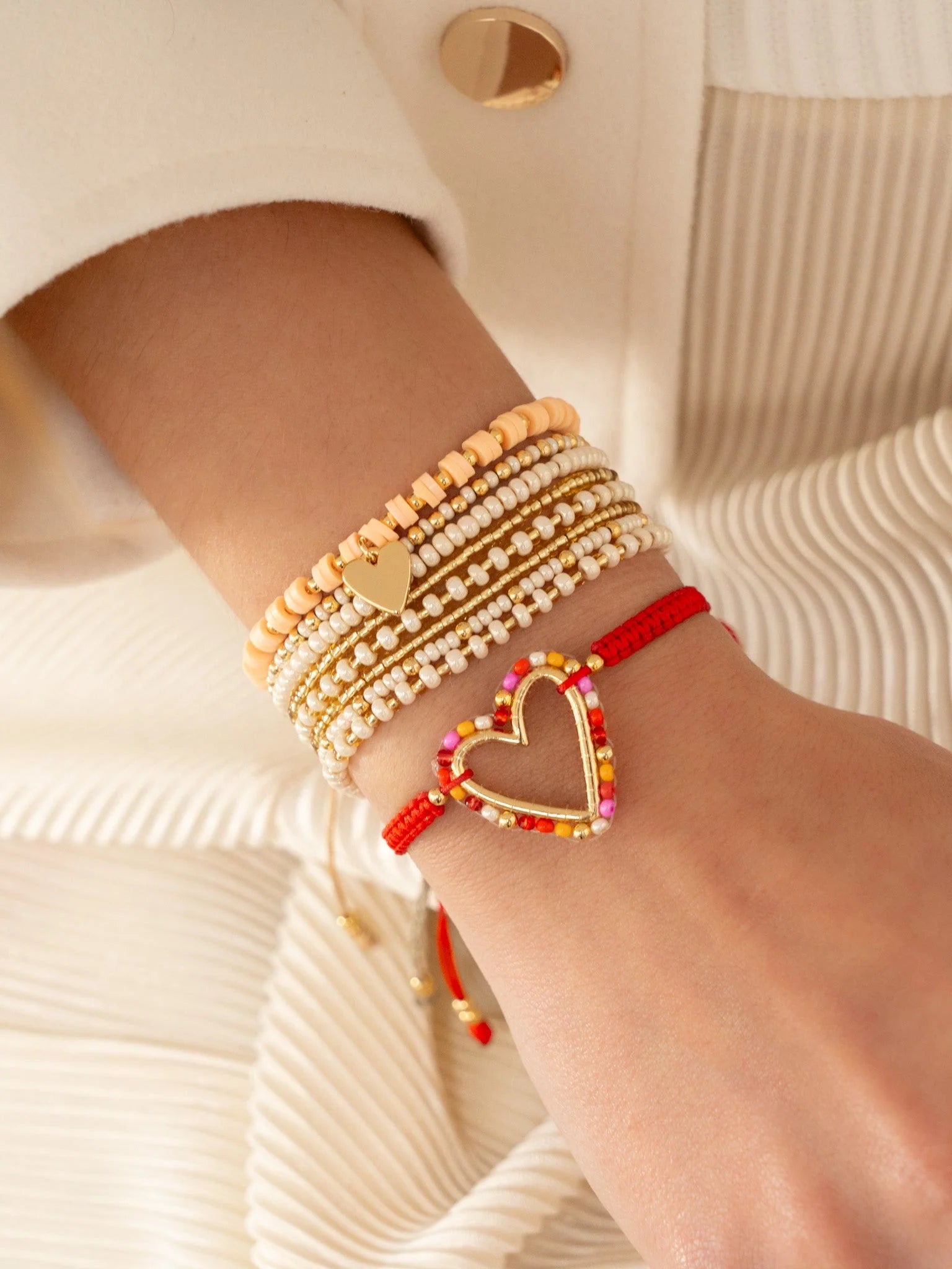 Conjunto de pulsera y pendientes de corazón