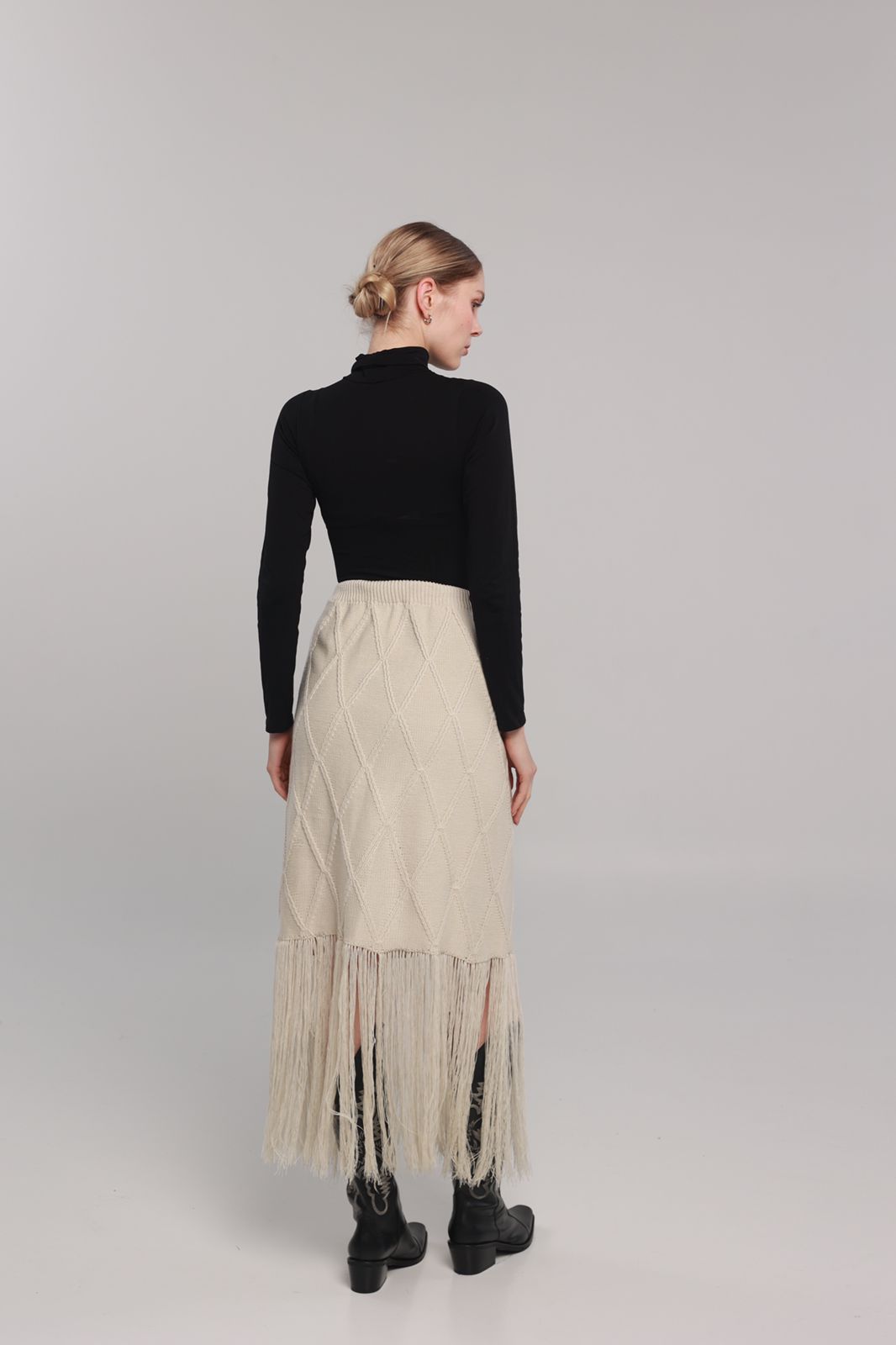 Falda no tan básica