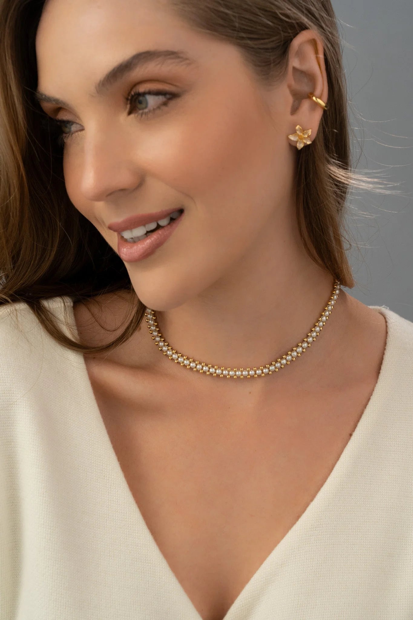 Gargantilla de tejido de perlas