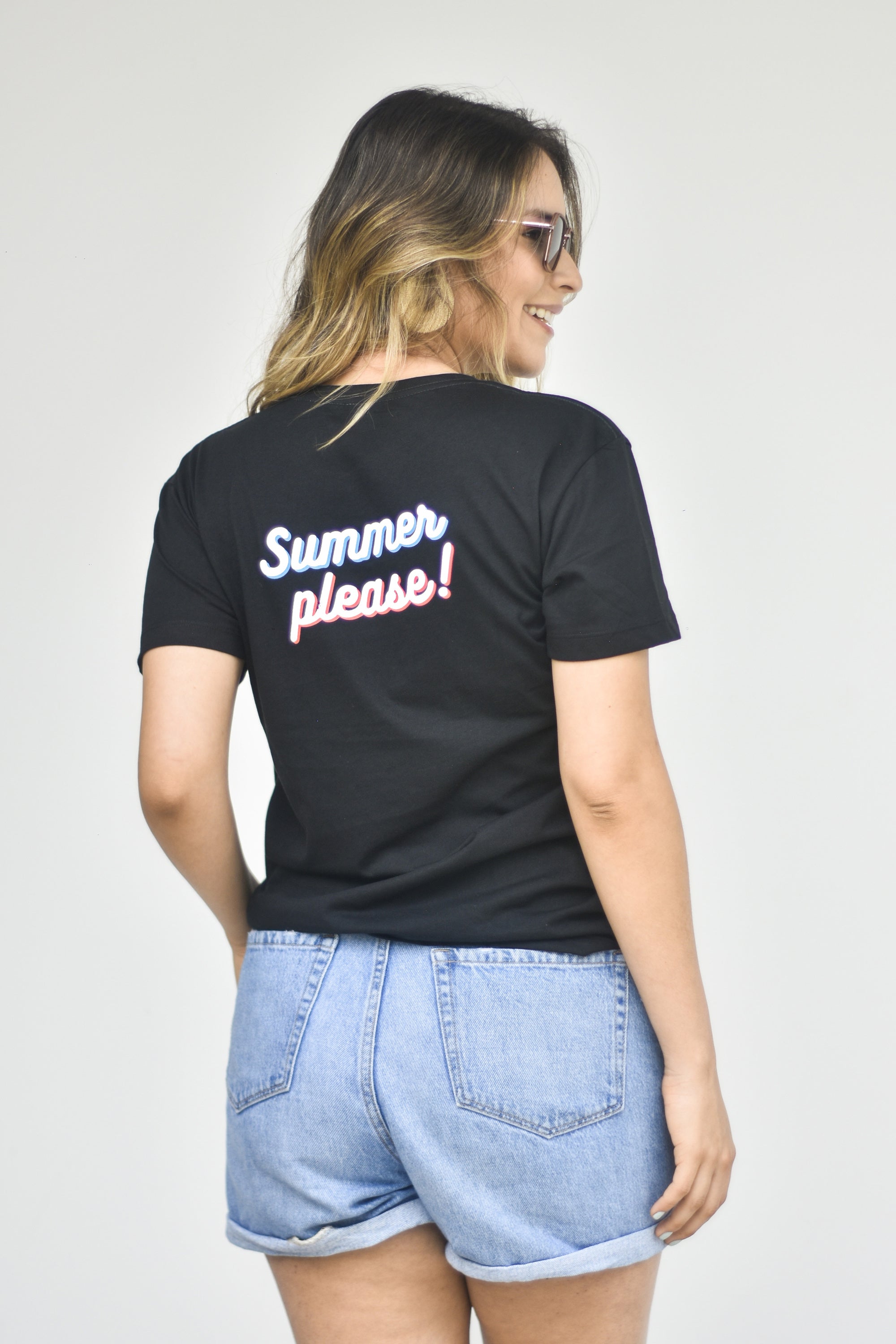 Camiseta básica Uva - Negra