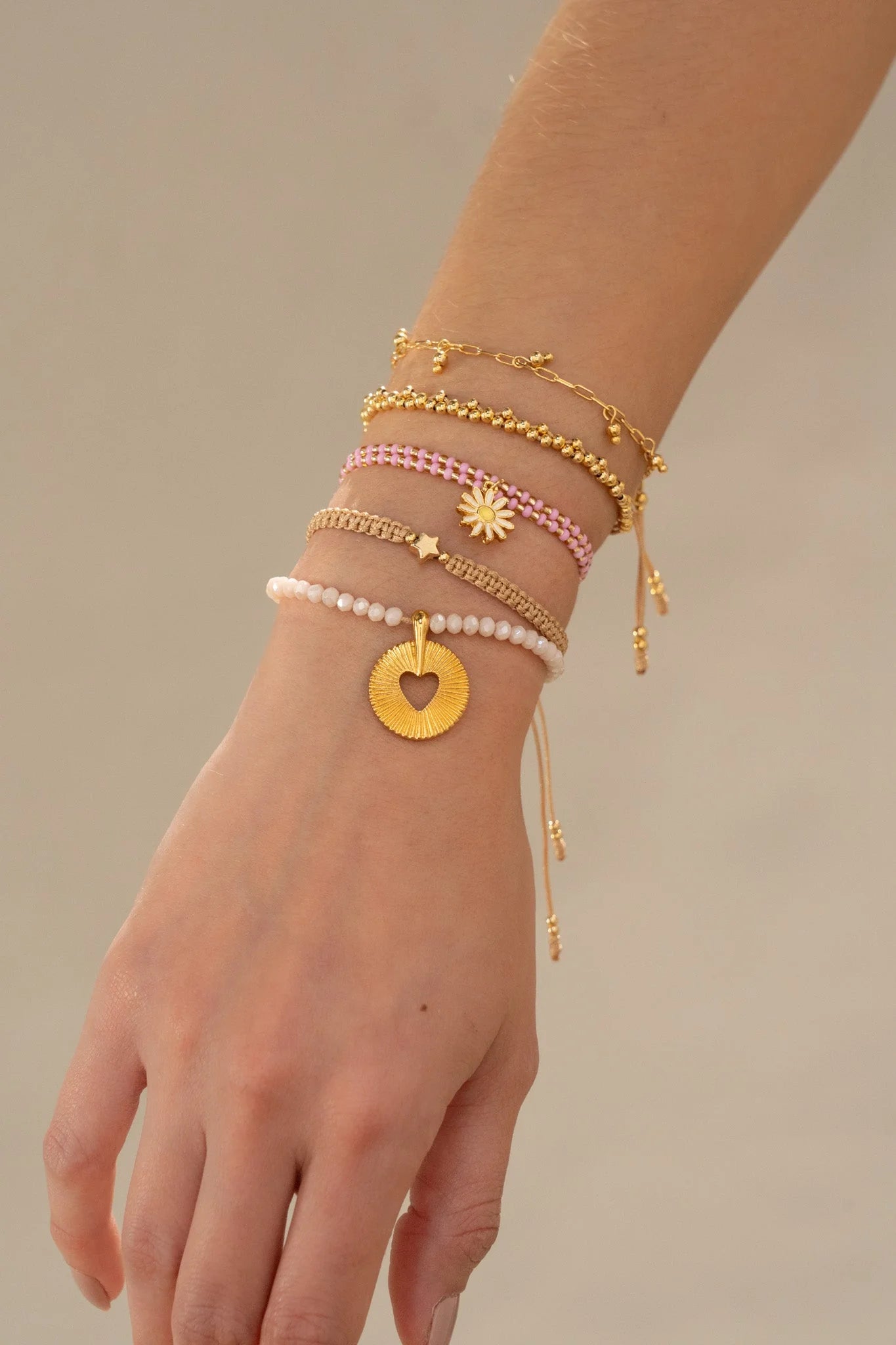 X5 Heart and Daisy Bracelet Set + Earrings